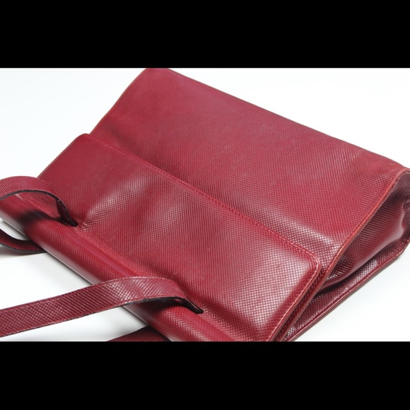 Vintage 1970s Bottega Veneta Red Leather Handbag - Picture 3 of 6